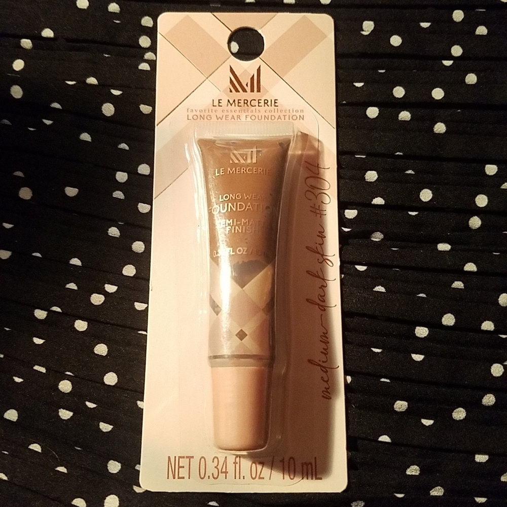 LE Mercerie Long Wear Foundation #304